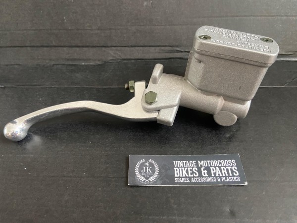 Honda CR125 CR250 82-07 CR500 84-01 CRF250R O4-18 CRF450R O5-18 CRF250X 04-17 CRF450X 17-18 Front Master Cylinder