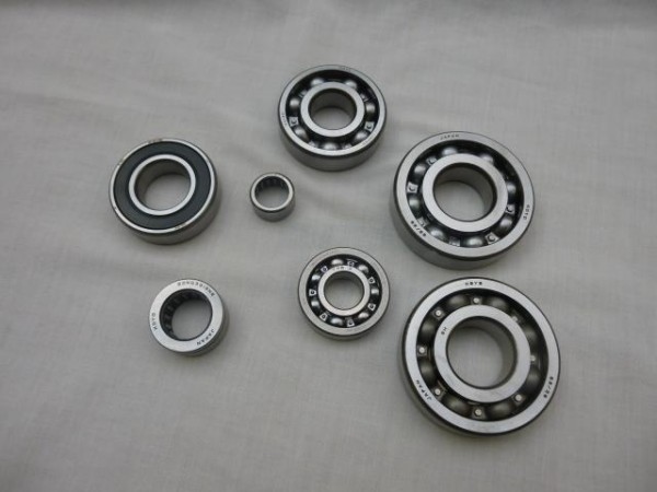 Honda CR250 1978-80 Full engine Bearing Set