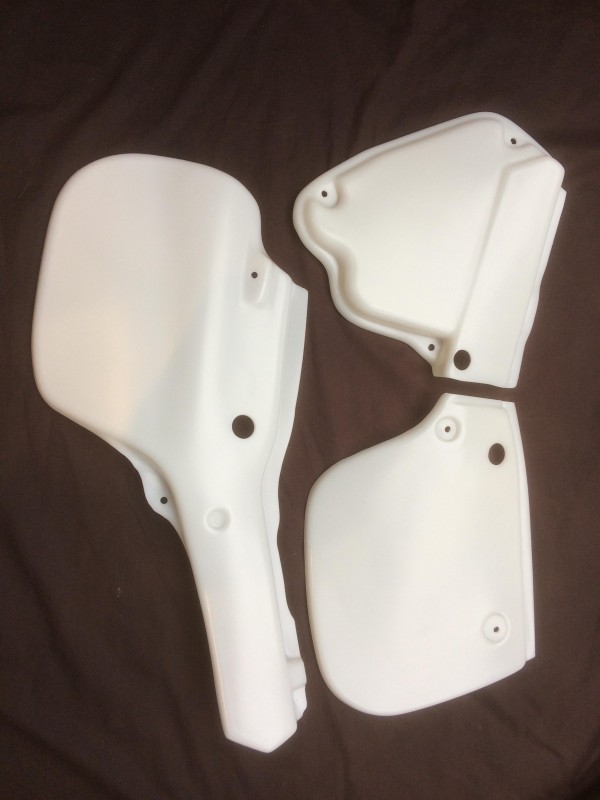 Yamaha YZ125 1982 Side Panels Factory look (Translucent)