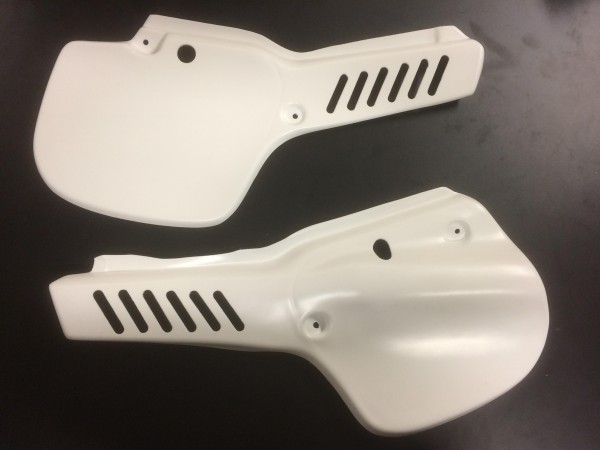 Yamaha YZ250 YZ490 1982 Factory OW Style Side Panels (White)