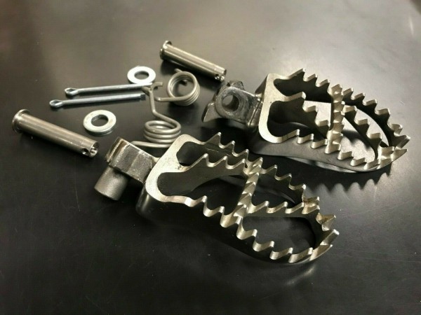 Honda CR125 CR250 CR500 1987-89 Stainless Wide Foot Pegs Pins And Springs