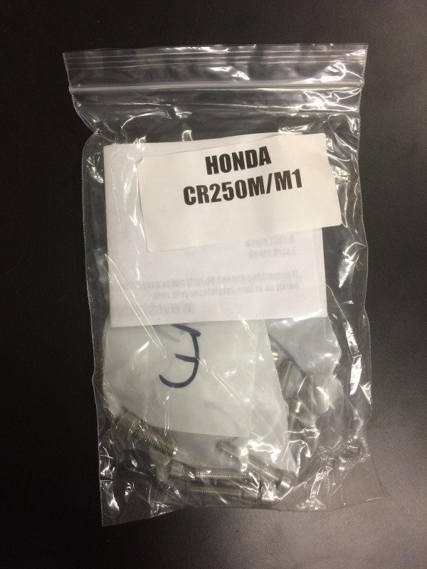 Honda CR250M 1973-76 Engine Bolt Set